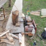 Homemade screw log splitter with an electric motor