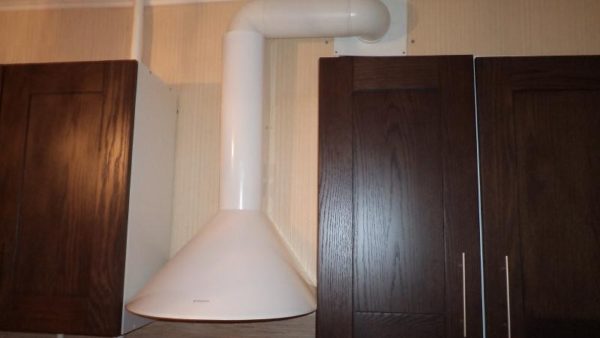 Even open laying of plastic pipes does not spoil the appearance