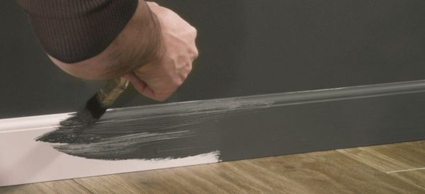 Non-standard solution - plastic floor plinth made of foamed PVC for painting