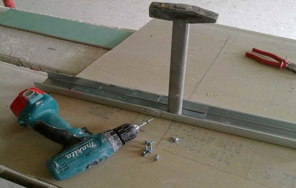 How to connect / build up a drywall profile