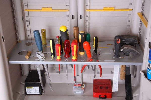Idea for storing screwdrivers in a garage