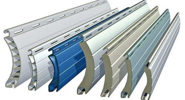 The lamellas are larger and made of thicker metal, there are foam-filled ones - for better thermal insulation