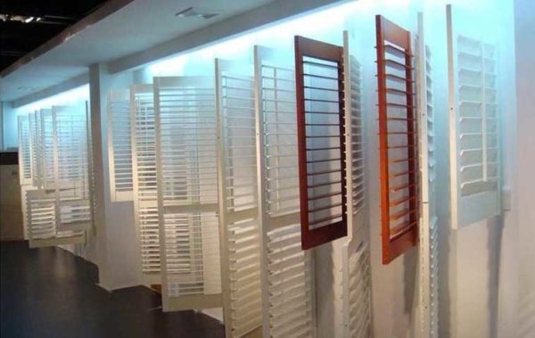Choosing shutter doors must be careful