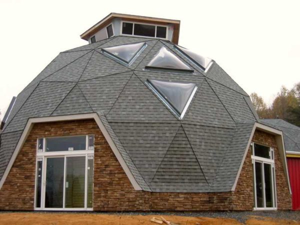 Triangles are clearly visible on finished homes too