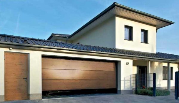 The maximum length of a garage door is up to 6 meters, if the opening is wider, you need to look in industrial