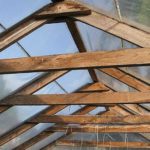 Reinforcement of greenhouse roof rafters
