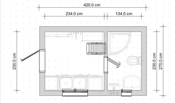 The minimum size of a change house with a shower and toilet is 4 *, 5 m