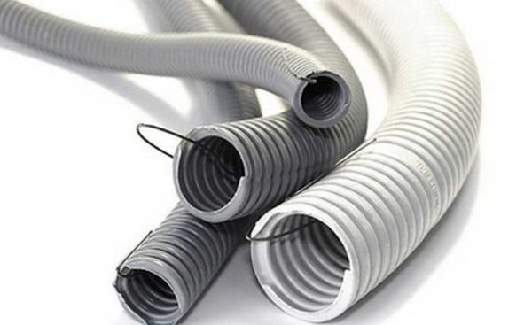 The cable corrugation can be with a broach (the correct name is the probe) and without