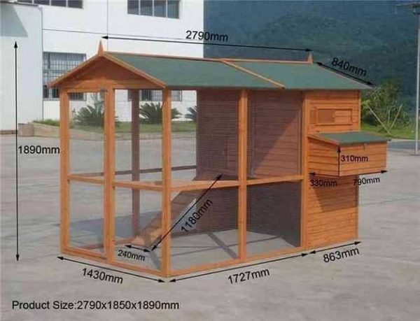 Summer chicken coop for 5-9 hens with a walk - a very small building