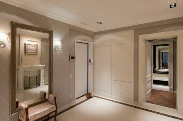 If you place lamps in the hallway only on the walls, there will be twilight