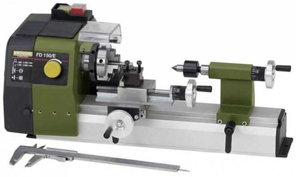 Too large lathes can not be installed in every garage, and small and medium-sized ones are an excellent choice