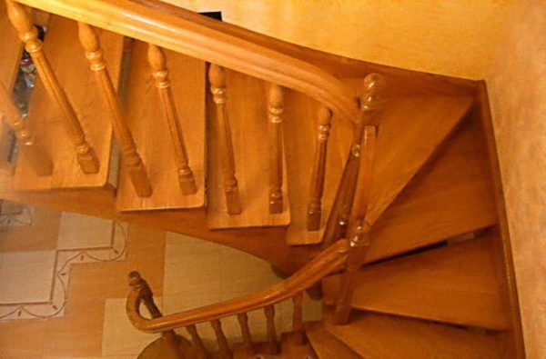 The distance from the edge of the step is chosen arbitrarily