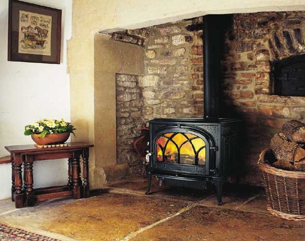 It is desirable that the chimney is straight, but turns with a certain angle are acceptable