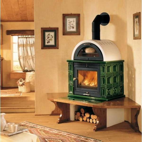A long-burning fireplace stove for a summer residence and a house in a ceramic cladding not only looks good, but you will not burn yourself about it
