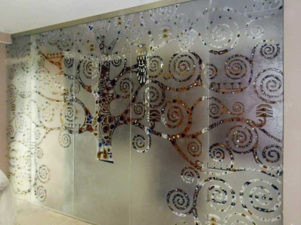 One of the decoration options