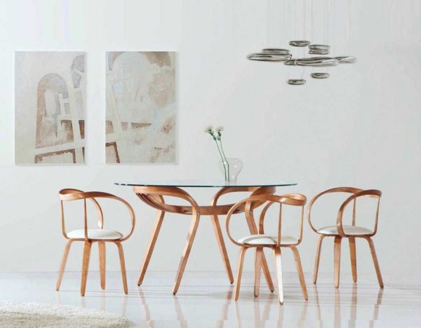 Glass and wood are a good combination