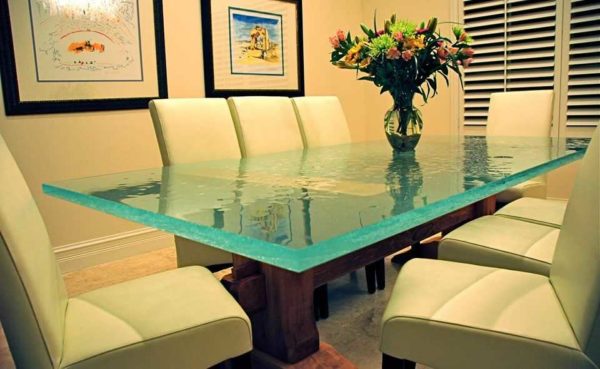 Very thick glass can also be used