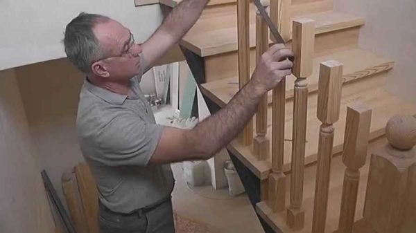 After the balusters are installed, they must be trimmed