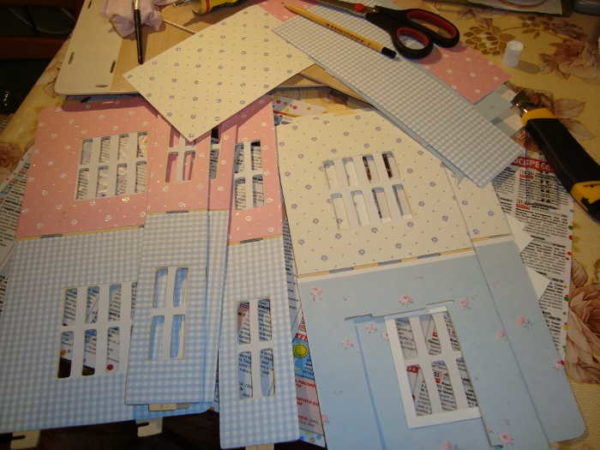 Easier to glue the wallpaper before assembly