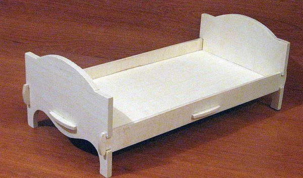 Plywood crib for dolls