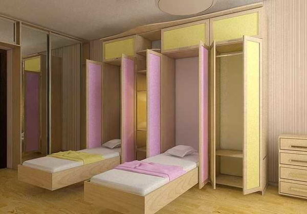 The headboard is blocked by open doors .... uncomfortable