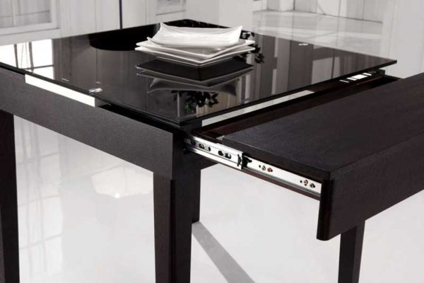 Folding tables are convenient in any kitchen, especially in a small