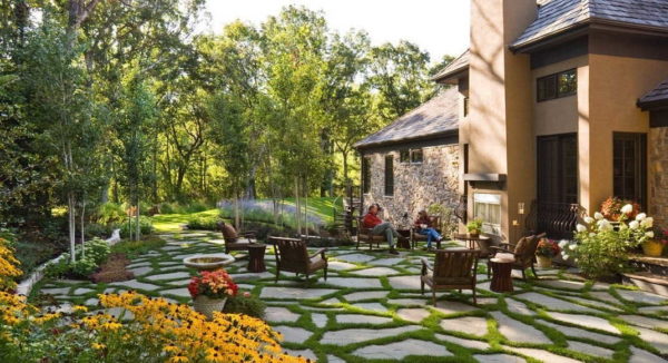 Very nice courtyard
