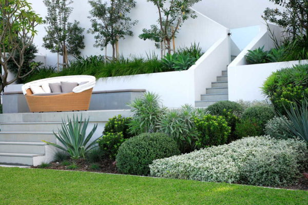 A plot with a slope assumes the presence of retaining walls
