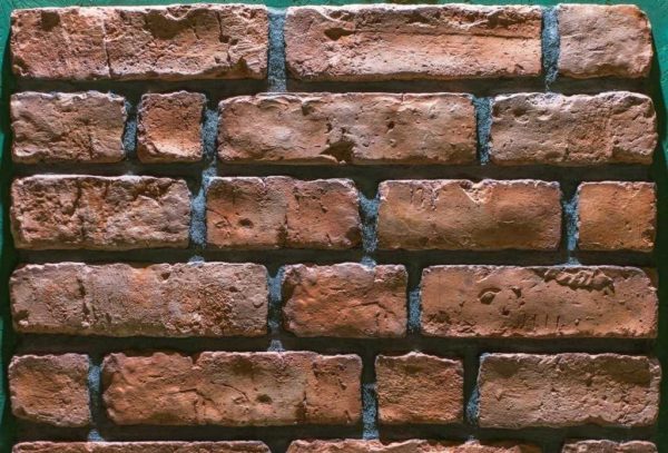 The result can be very similar to real masonry