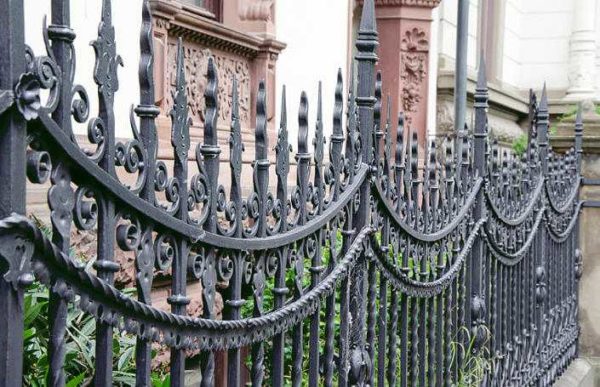 Classic forging is a long and expensive process, but the fence turns out to be unique