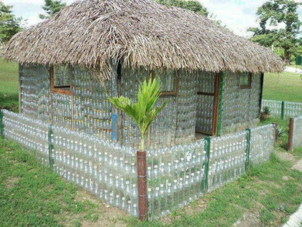 Both the house and the fence using the same technology
