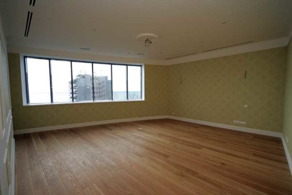 It remains only to put the furniture