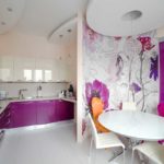 Stylized flowers in a lilac kitchen - to create a softer interior