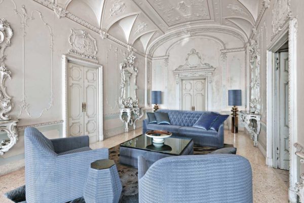 Such rooms do not need decorations either.