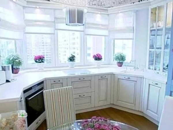 Roman shades come in different densities ...
