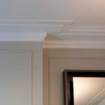 This type of ceiling molding is suitable for almost any interior.