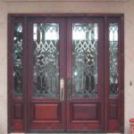 Beveled stained glass: the edges of the cut glass fragments are chamfered. As a result, even plain transparent glass acquires a pattern