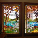 For two leaves, an ornament is used in a mirror image