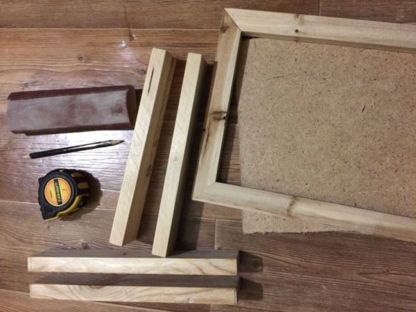 This is all it took to make a do-it-yourself wall key holder
