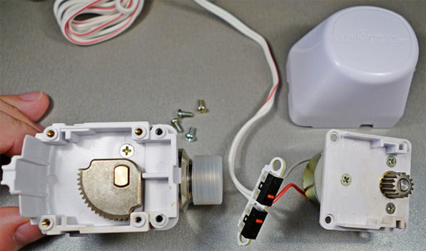 Crane drive AquaStorozh-20 Expert, disassembled