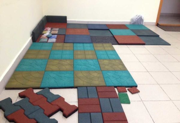 These are some types of tiles. There are also roll covers and crumb for seamless styling