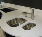 Under-counter kitchen sink