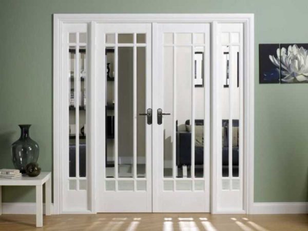Stationary parts of the same design can be added in wide openings
