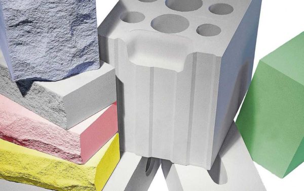 There are also tongue-and-groove blocks that facilitate the process of erecting partitions.