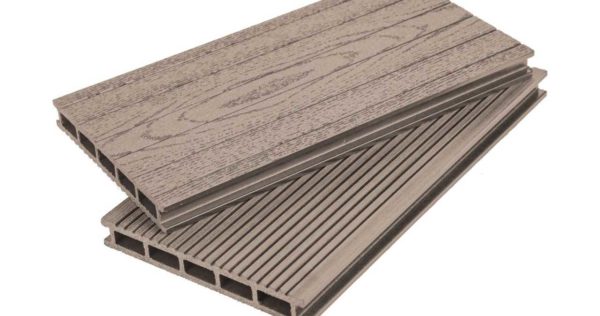 Which decking is better to choose