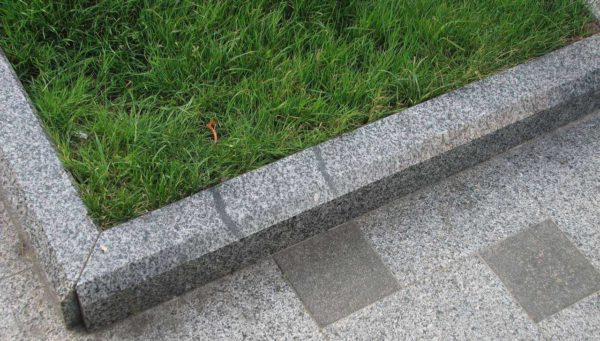 Granite curbs