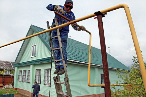 gas pipe connection