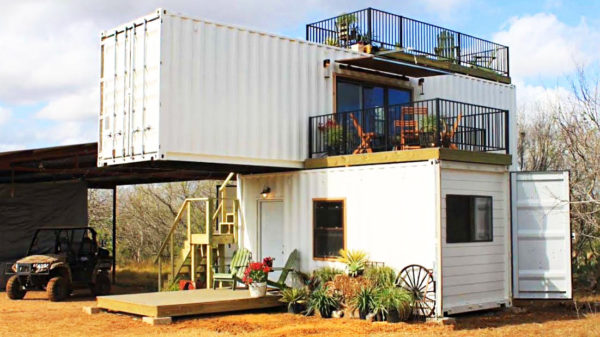Modular house from 2 containers of different sizes - 20 and 40 feet
