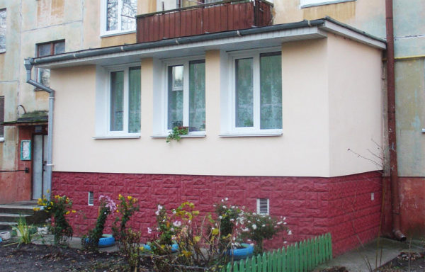 extension to an apartment building